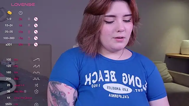 YumiYammy online show from November 14, 8:07 pm