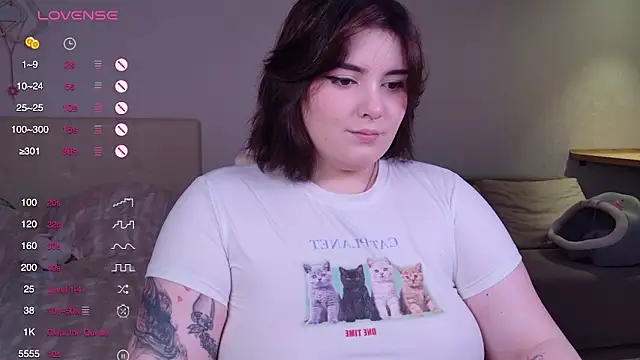 YumiYammy online show from November 23, 2:50 pm