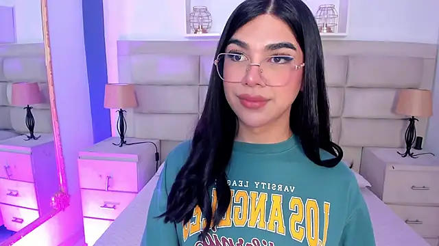 RoseCassie online show from September 25, 12:53 pm