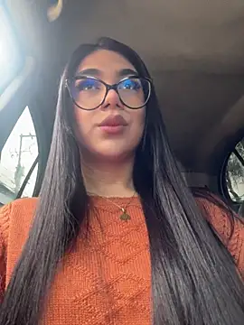 RoseCassie online show from February 21, 1:45 pm