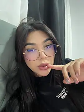 RoseCassie online show from May 23, 12:16 am