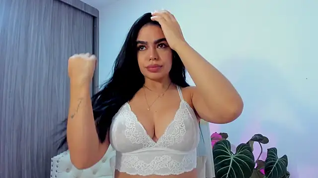 Sara Leblanc online show from October 3, 3:09 pm