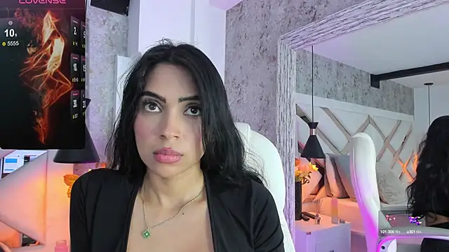 Snapshot of yessica_monteiro chatting on January 8, 12:47 pm yessica monteiro online show from January 8, 12:47 pm