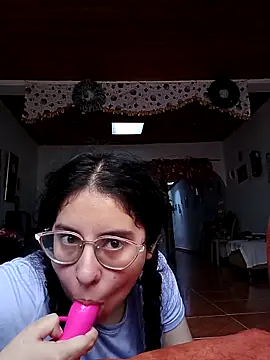 valentina568 online show from October 12, 6:18 pm