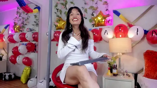 AmyRox  online show from July 17, 12:23 pm