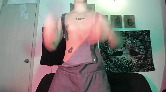 Snapshot of Antonello_Vannucci chatting on January 24, 12:09 am Antonello Vannucci online show from January 24, 12:09 am