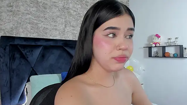 Snapshot of Lily_Woodz chatting on September 22, 7:49 pm Lily Woodz online show from September 22, 7:49 pm