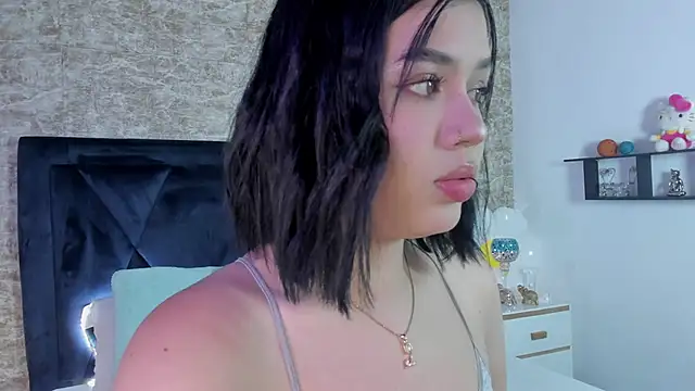 Snapshot of Lily_Woodz chatting on November 12, 7:13 pm Lily Woodz online show from November 12, 7:13 pm