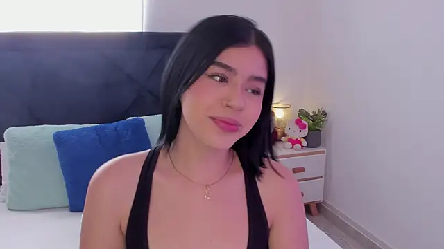 Lily Woodz online show from December 19, 6:59 pm