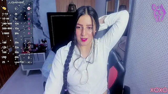 ARYAMORGAN1 online show from March 10, 7:41 pm