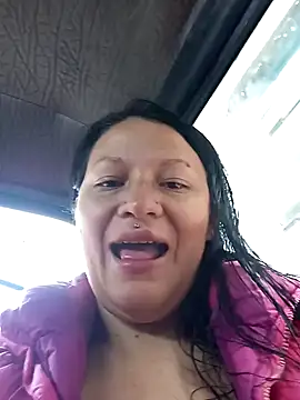 Snapshot of kattia_bk chatting on January 4, 12:16 pm kattia bk online show from January 4, 12:16 pm