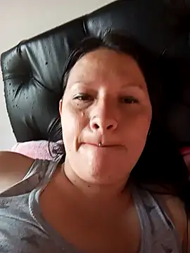 Snapshot of kattia_bk chatting on January 7, 9:57 pm kattia bk online show from January 7, 9:57 pm