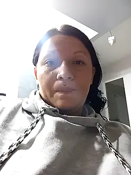 Snapshot of kattia_bk chatting on October 5, 2:32 am kattia bk online show from October 5, 2:32 am