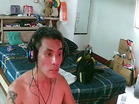 Snapshot of bb770504 chatting on November 1, 3:52 am bb770504 online show from November 1, 3:52 am