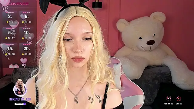 Snapshot of mari_nettt chatting on February 28, 6:43 am mari nettt online show from February 28, 6:43 am