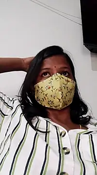 Snapshot of Tamil_Sanjana_ chatting on January 5, 12:21 pm Tamil Sanjana online show from January 5, 12:21 pm