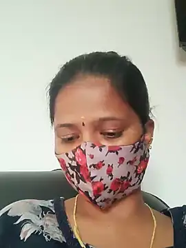 Snapshot of Tamil_Sanjana_ chatting on February 5, 11:55 am Tamil Sanjana online show from February 5, 11:55 am