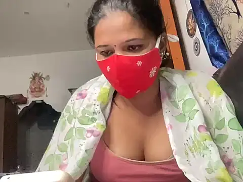 Tamil Sanjana  online show from December 21, 5:42 pm