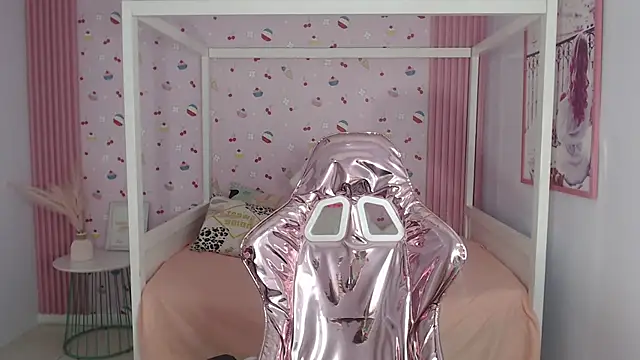 honey torres sub online show from January 20, 1:00 pm