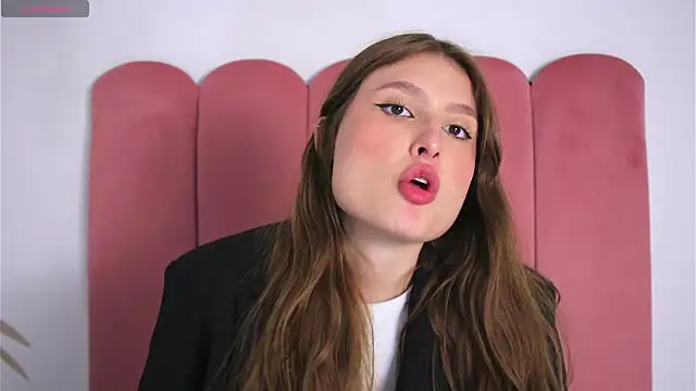 Daisha Riley online show from January 15, 11:19 pm