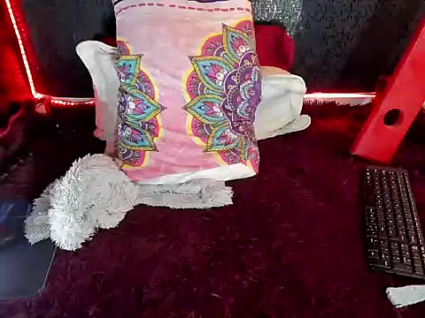 Snapshot of katizaldana chatting on February 26, 9:32 am katizaldana online show from February 26, 9:32 am