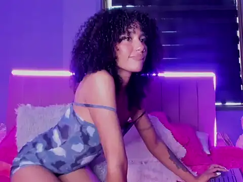 CintiaWalker online show from November 23, 1:00 pm