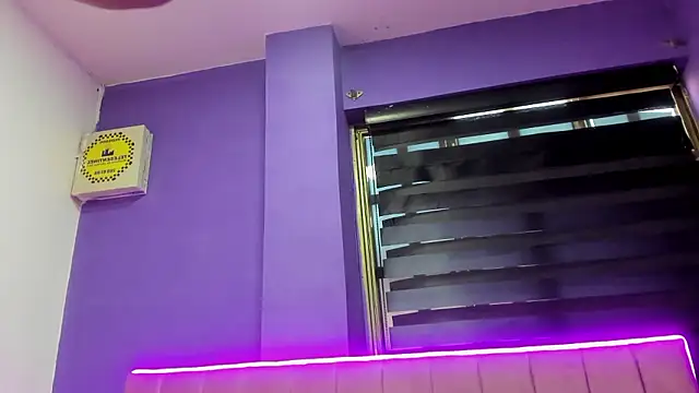 CintiaWalker online show from January 19, 1:04 pm