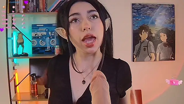 Snapshot of Sweet_Nyx chatting on February 19, 11:12 pm Sweet Nyx online show from February 19, 11:12 pm