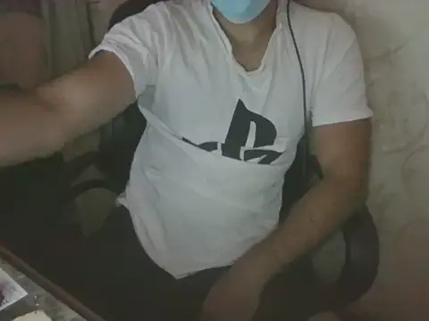 FriendlyOtter online show from April 30, 10:58 pm
