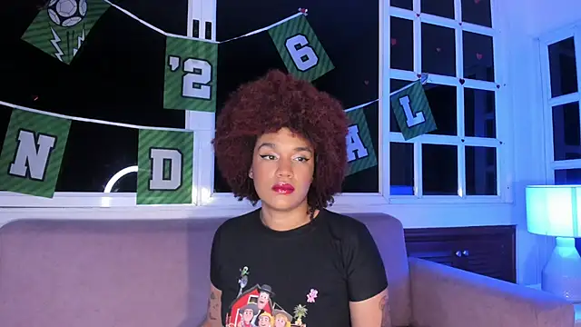 loladupont online show from June 13, 3:04 am
