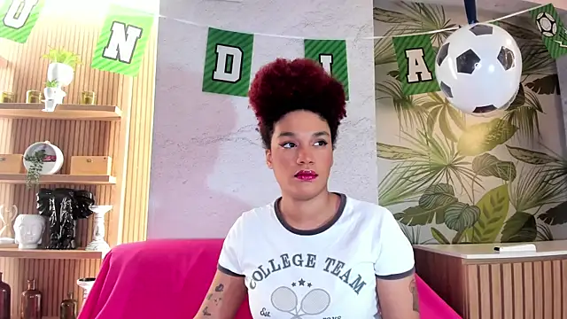 loladupont online show from June 15, 3:09 am