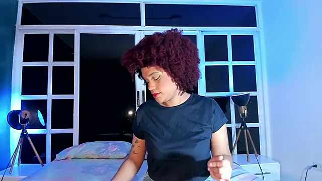 loladupont online show from July 29, 3:15 am