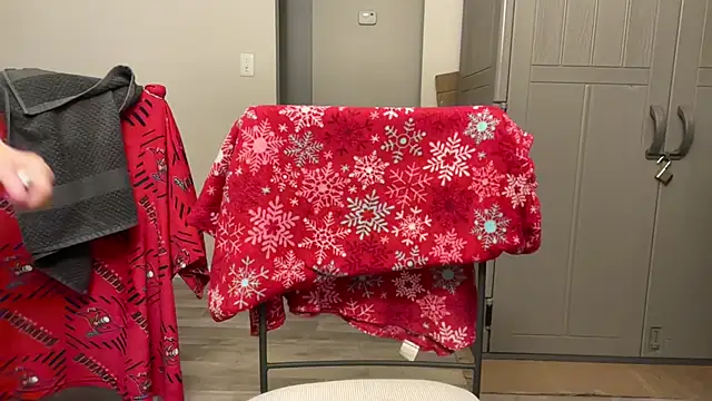 Snapshot of Keywest_Kate chatting on January 11, 4:27 am Keywest Kate online show from January 11, 4:27 am