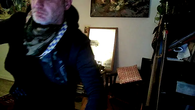 Snapshot of SilverandFox chatting on January 12, 6:05 pm SilverandFox online show from January 12, 6:05 pm