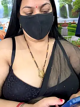 FlatVincy4 online show from November 12, 4:51 pm