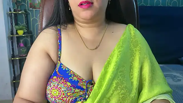 FlatVincy4 online show from February 28, 4:13 am