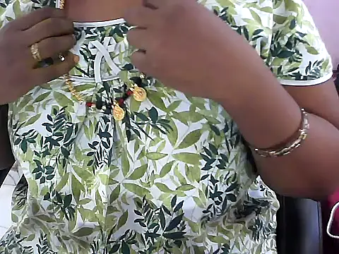 Snapshot of telugu_indhu_0001 chatting on June 22, 3:58 am telugu indhu 0001 online show from June 22, 3:58 am