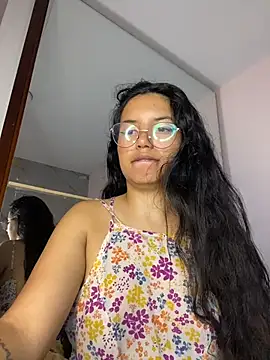 Rosita forever  online show from June 14, 2:41 pm