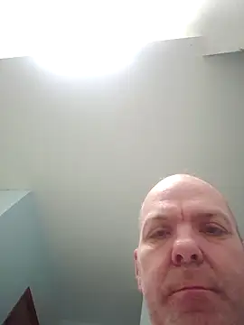 hoodratoui online show from November 29, 10:35 pm