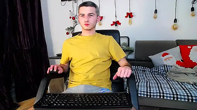 Snapshot of Devin_Jay chatting on December 28, 2:01 am Devin Jay online show from December 28, 2:01 am