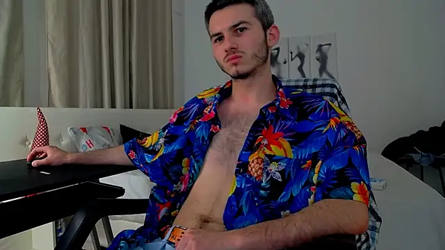 Snapshot of Devin_Jay chatting on January 14, 4:57 am Devin Jay online show from January 14, 4:57 am