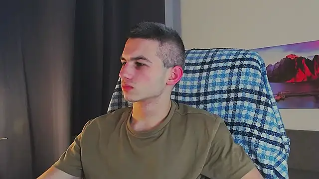 Snapshot of Devin_Jay chatting on January 17, 1:46 pm Devin Jay online show from January 17, 1:46 pm