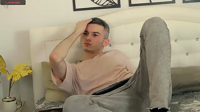 Devin Jay online show from February 9, 10:54 pm