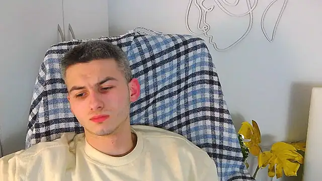 Snapshot of Devin_Jay chatting on February 15, 10:42 pm Devin Jay online show from February 15, 10:42 pm