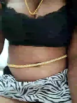 Snapshot of Tamilbigboobie chatting on December 22, 8:03 pm Tamilbigboobie online show from December 22, 8:03 pm