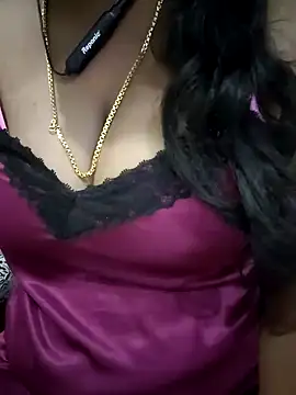Snapshot of Tamilbigboobie chatting on January 3, 8:11 pm Tamilbigboobie online show from January 3, 8:11 pm