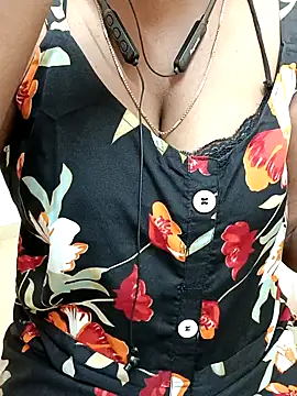 Tamilbigboobie online show from February 1, 4:03 am