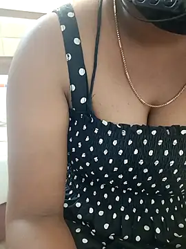 Tamilbigboobie online show from February 12, 2:10 pm