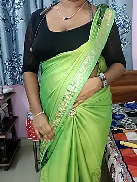 Snapshot of Tamilbigboobie chatting on November 1, 8:22 pm Tamilbigboobie online show from November 1, 8:22 pm