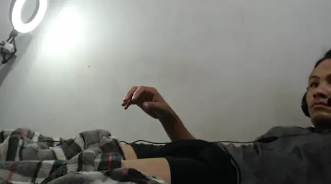 Snapshot of gatoalex89 chatting on January 13, 9:30 am gatoalex89 online show from January 13, 9:30 am